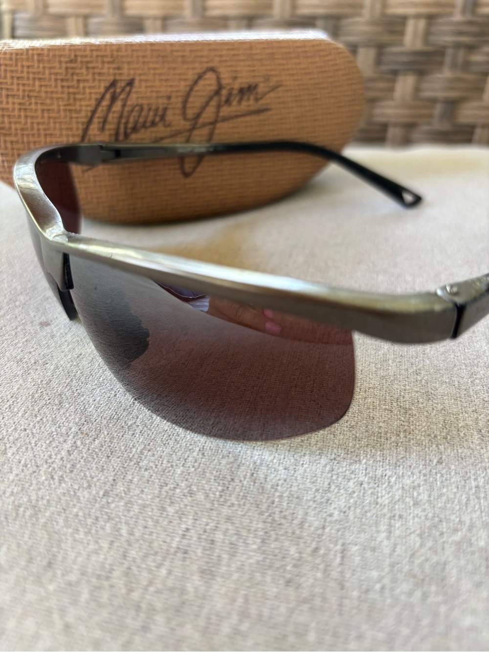 Maui Jim Bronze Frame Brown Gradient Lens Sunglasses - Picture 6 of 10